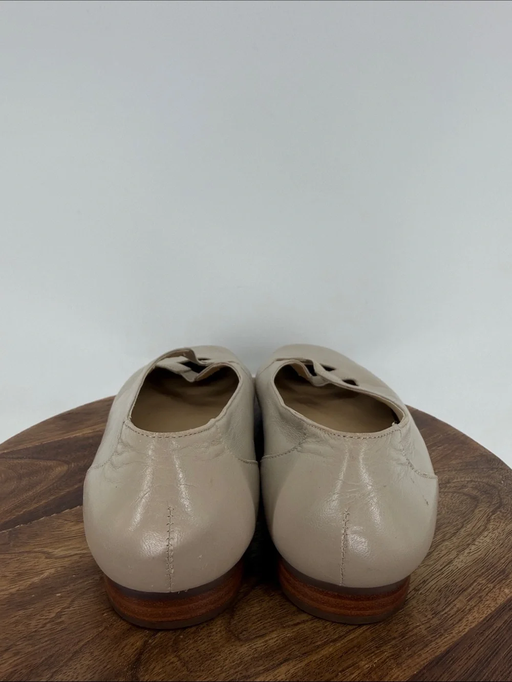 Trotters Leather Cutout Ballet Flats Ivory Cream Women’s Size 7